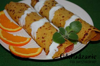 Naleśniki na soku pomarańczowym